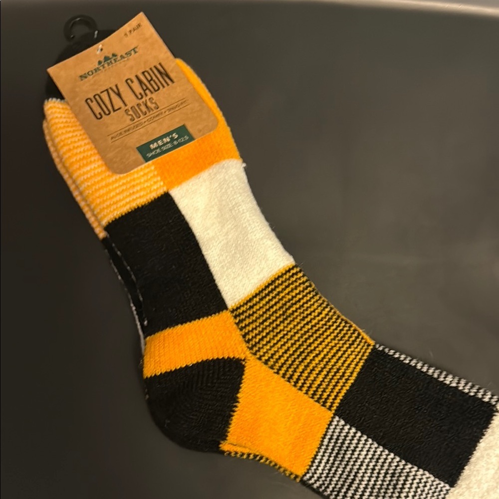 Cozy Cabin Men's Socks - Black, Gold, White, new
